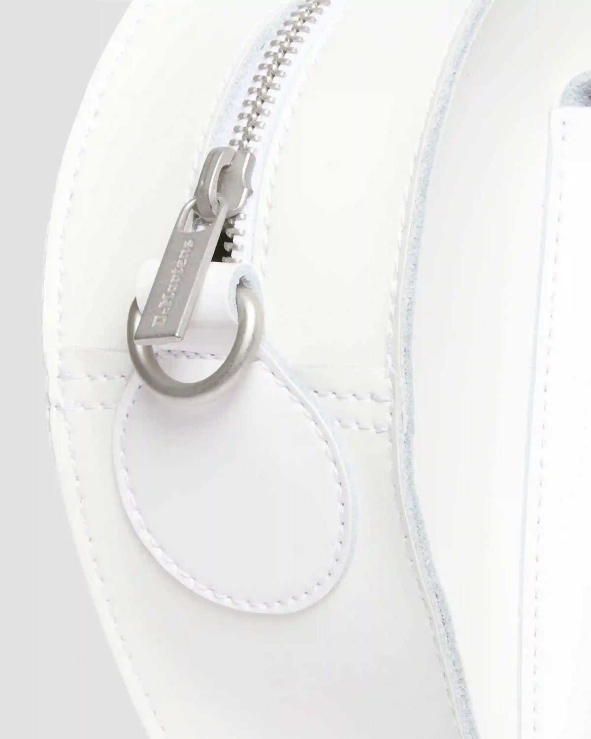 Kiev Leather Hardware Heart Shaped Bag