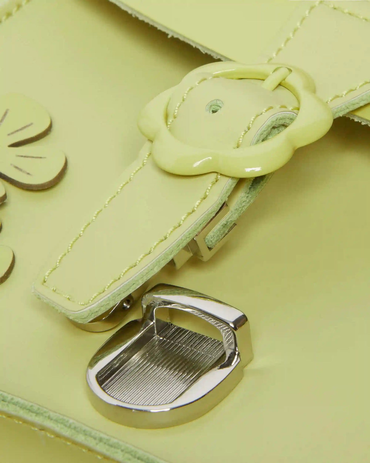 Kiev Leather Hardware Heart Shaped Bag