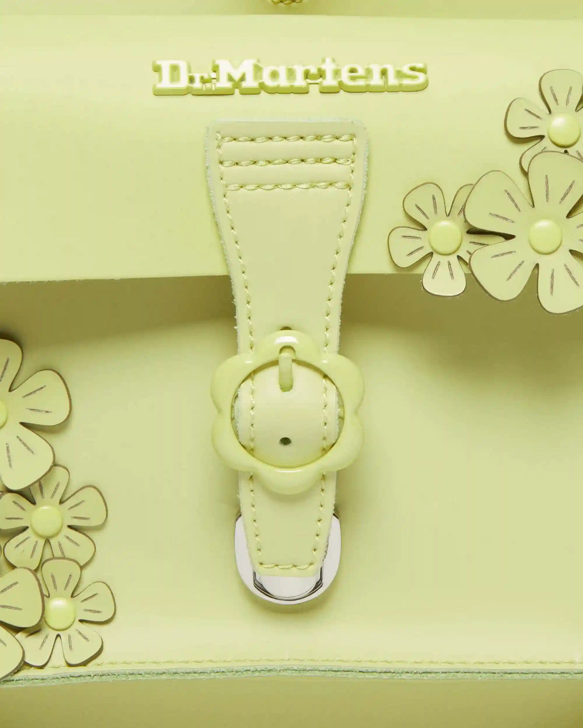 Kiev Leather Hardware Heart Shaped Bag