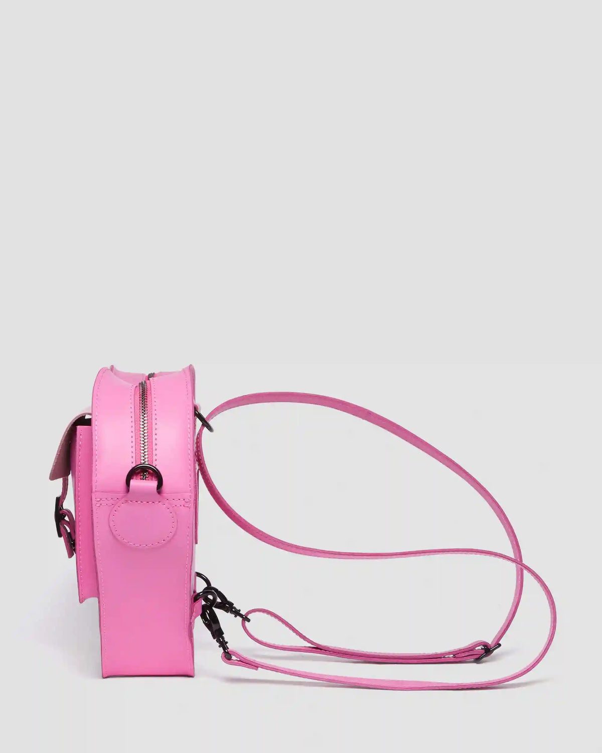 Kiev Leather Hardware Heart Shaped Bag