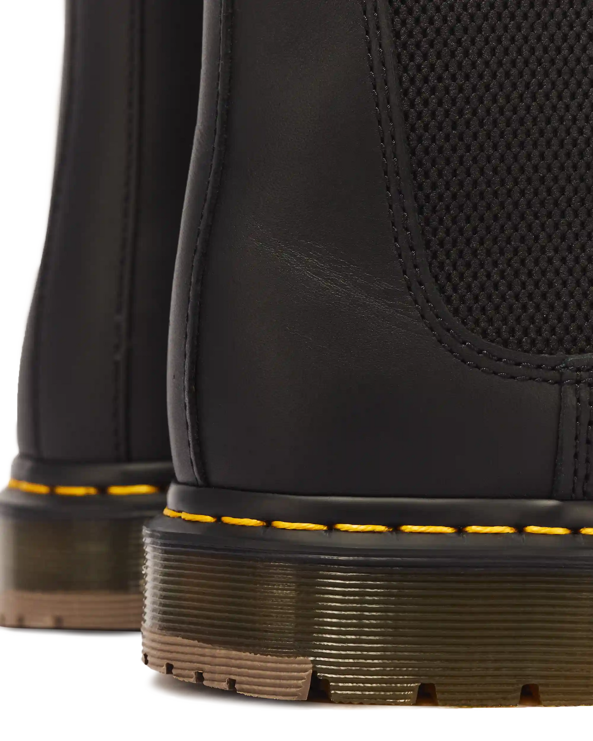 2976 Slip Resistant Leather Chelsea Boots